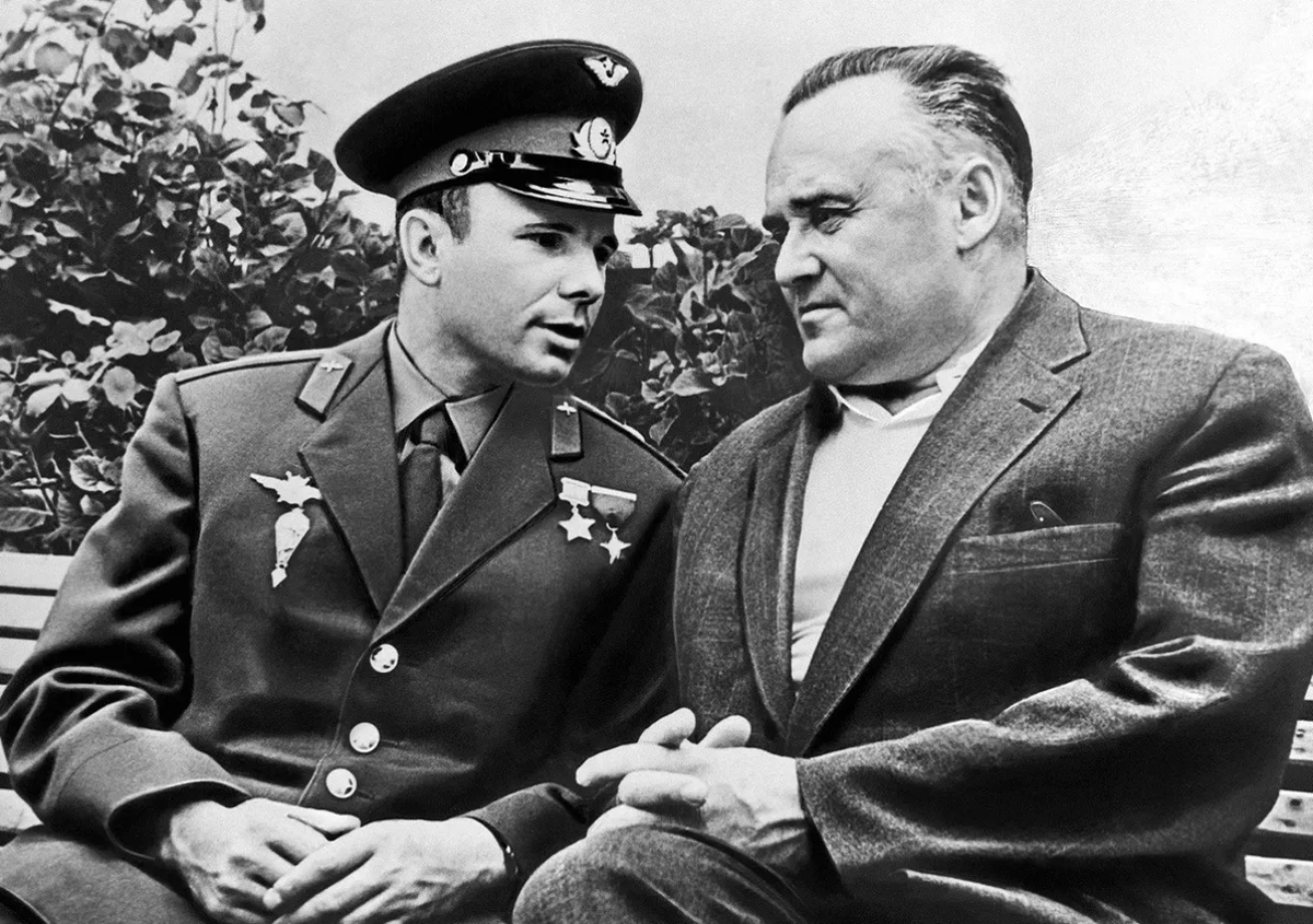 Юрий Гагарин и Сергей Королев