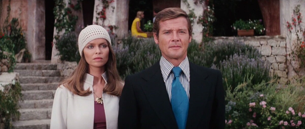 Кадр из фильма "Шпион, который меня любил" (1977)