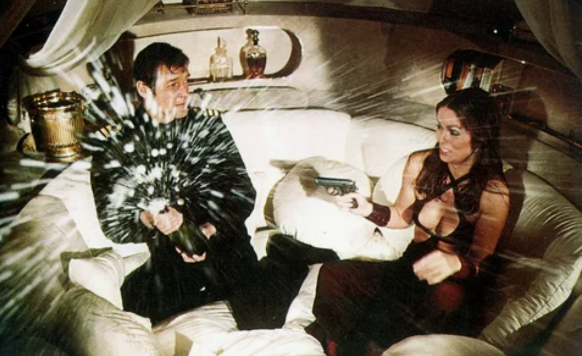 Кадр из фильма "Шпион, который меня любил" (1977)