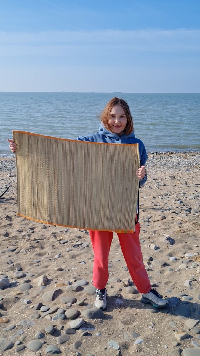 Решила на "песке" поваляться🤣