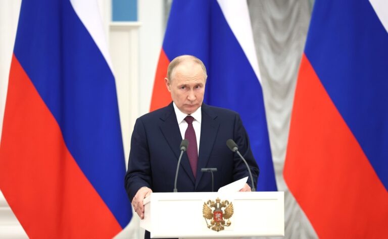 «Что-то знают»: на Украине назвали Путина президентом