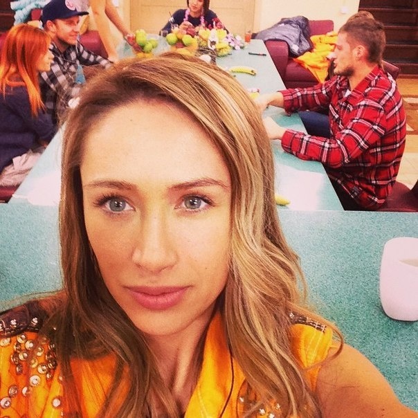Алена Ашмарина на дом-2