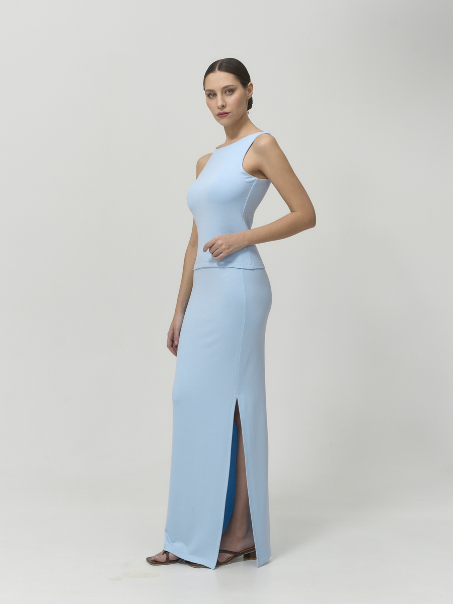 Трикотажный топ и юбка макси голубые