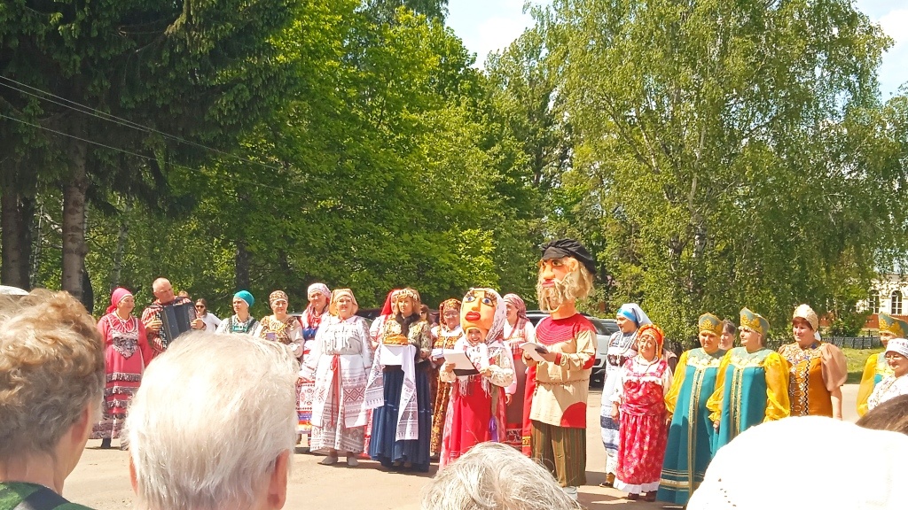 С хлебом и  с солью встречали гостей из  Пензы и 6 районов  Пензенской области