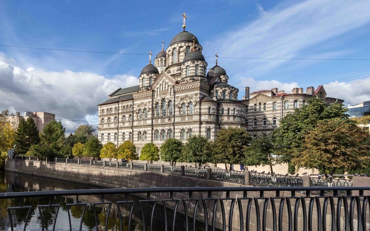 Свято-Иоанновский монастырь на Карповке.