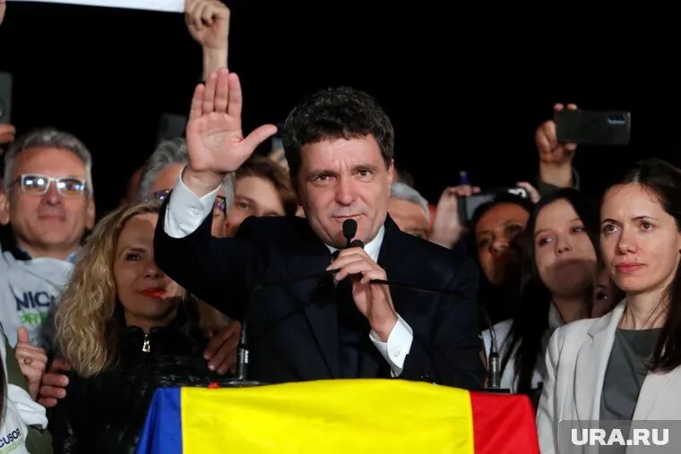 Никушор Дан победил на выборах в Румынии, набрав 53,6% голосов. Фото: ROBERT GHEMENT / EPA / TASS