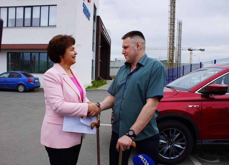 Ветерану СВО подарили автомобиль. Фото: Защитники Отечества Челябинская область