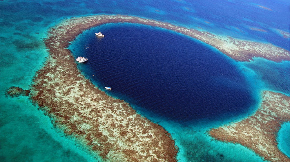    Гигантские воронки Карибского моря скрывают тайны древних цивилизаций или опасные ловушки