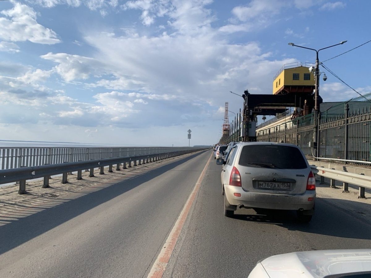    На мосту будут вводить интервальные перекрытия движения по 120 минут