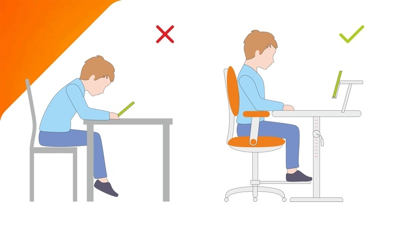 Слева — неудобная посадка за взрослой мебелью: сутулость, напряжение и быстрая усталость. Справа — правильная осанка благодаря регулируемому столу и креслу, которые подстраиваются под рост ребёнка.