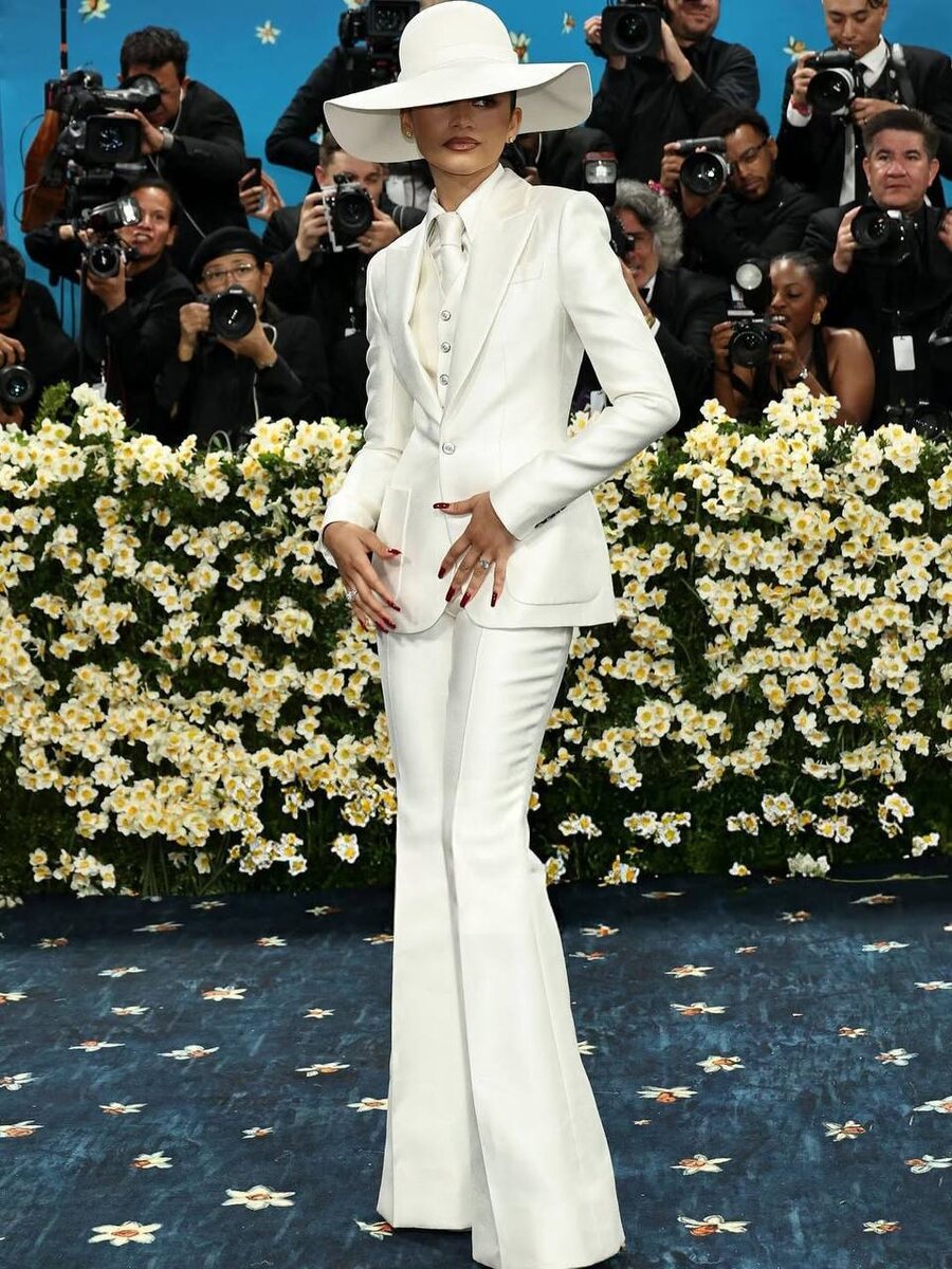 Зендея в Louis Vuitton, MetGala 20205