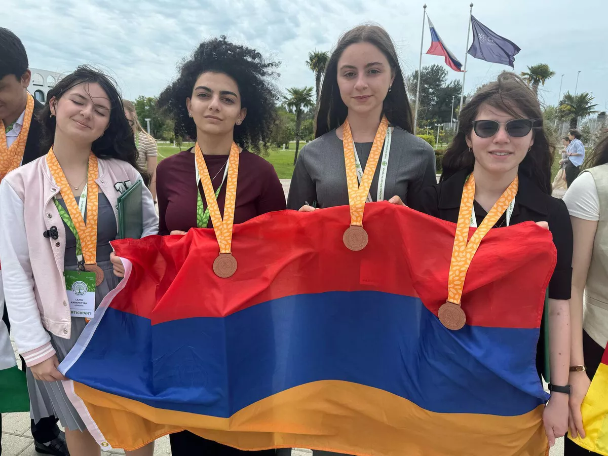 © Photo : official site of MESCS of RA