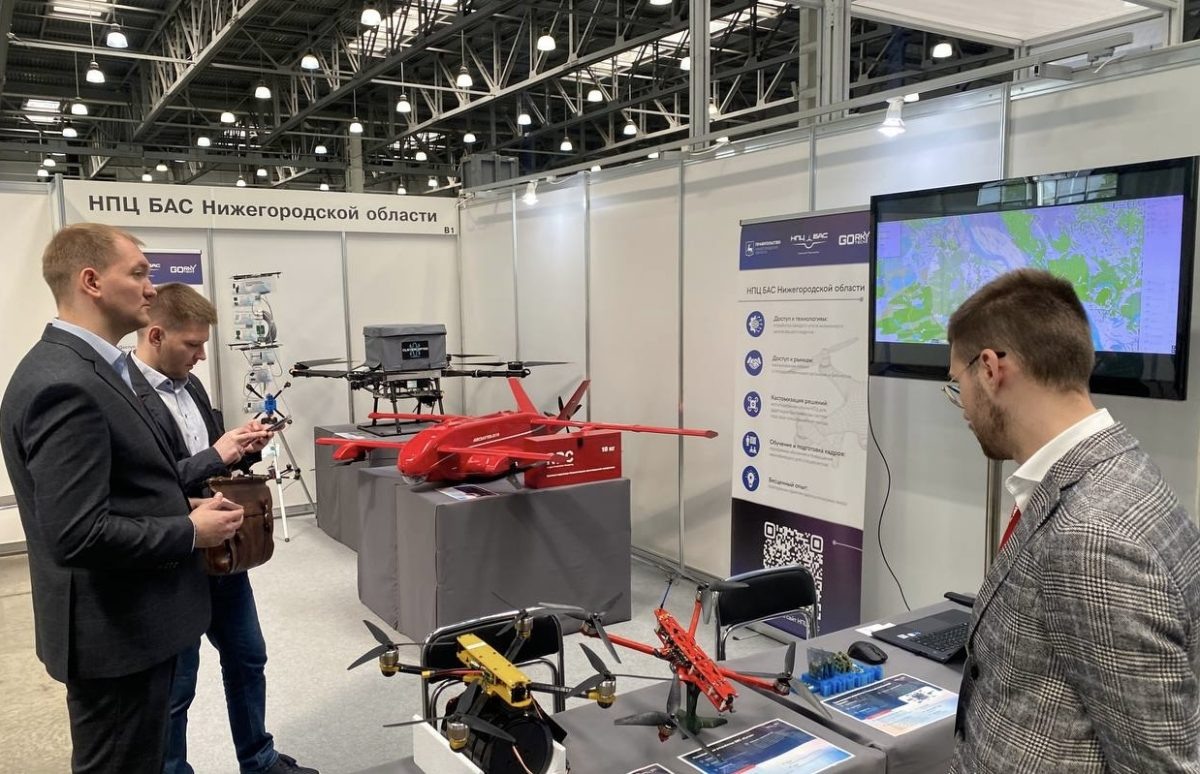    Семь нижегородских изготовителей беспилотников представили свою продукцию на международной выставке HeliRussia 2025