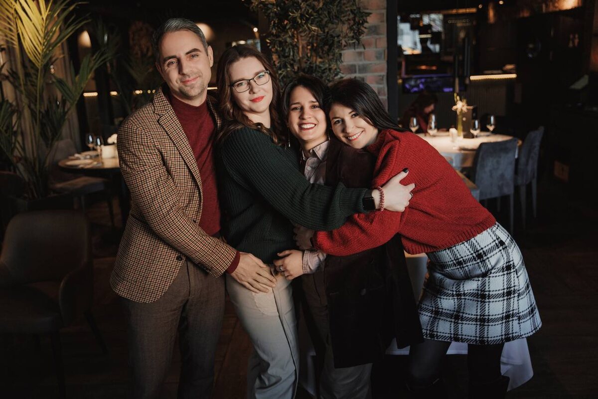 Наши встречи иначе не проходят, только так: с огоньком! ;)