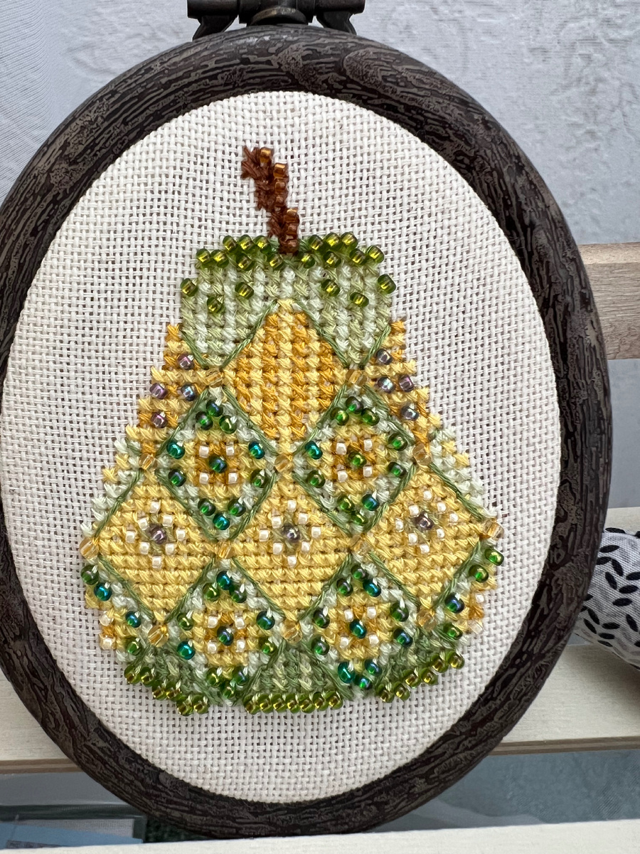 Висит груша-нельзя скушать😂