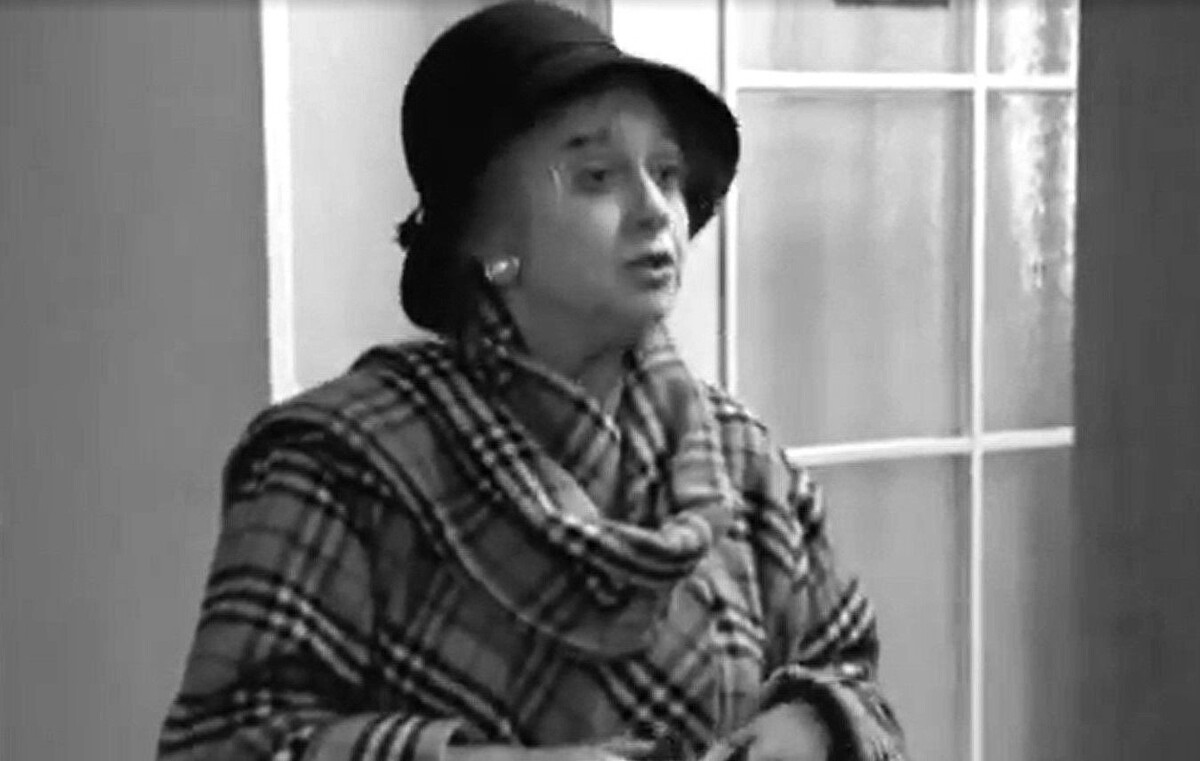     / Источник: Кадр из фильма Развод и девичья фамилия (2005)