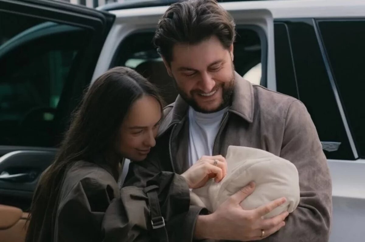 Мари Краймбрери и Дави́д Манукя́н aif.ru