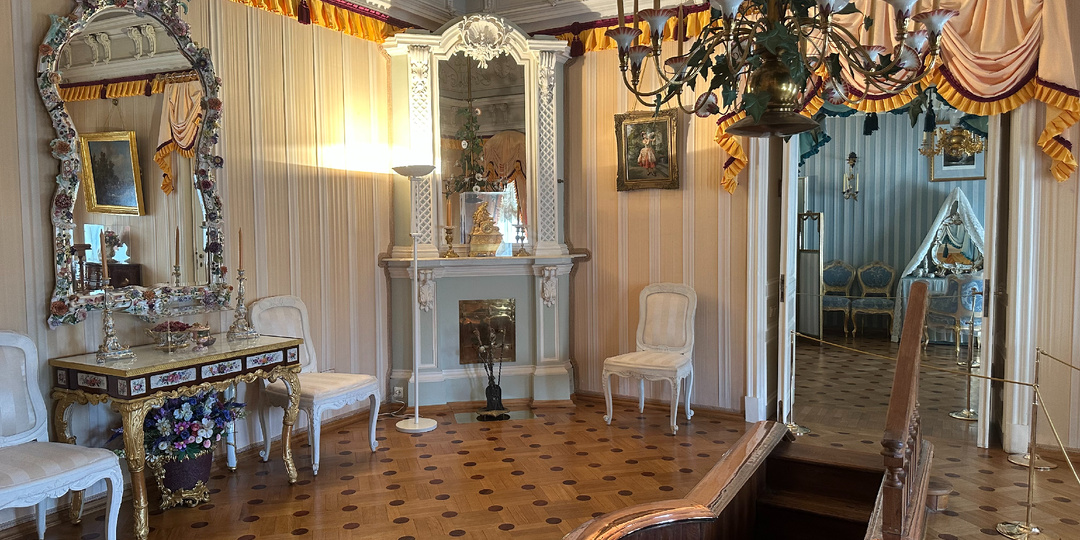 Нефонтанный Петергоф. Банный комплекс или где познакомиться с бытом императорского двора