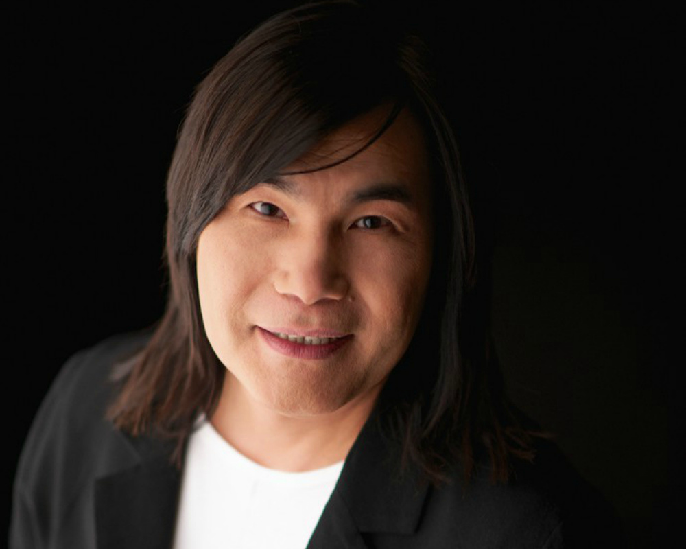 Батырхан Камалович Шукенов — советский и казахстанский эстрадный певец