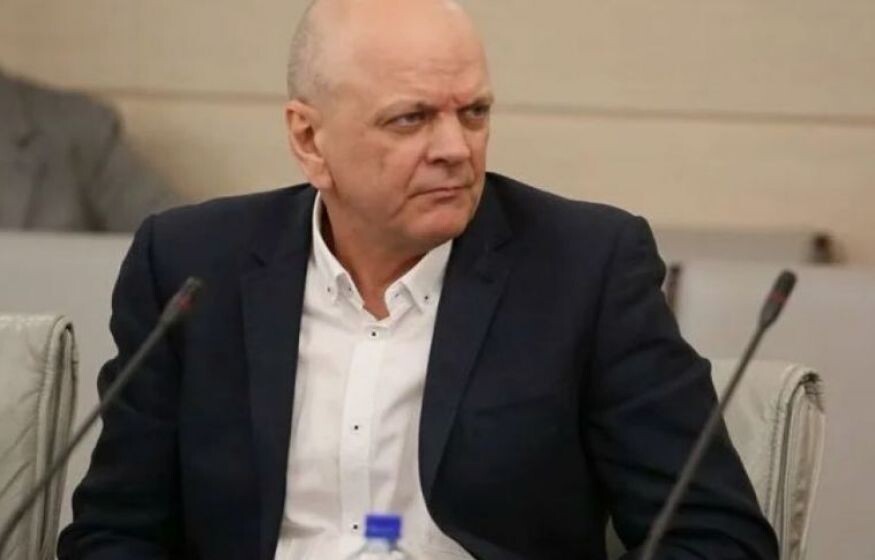    «Трупы россиян текут по реке с СВО. Где “Орешники” на Банковой?»: эксперт перешёл на крик, обращаясь к Путину