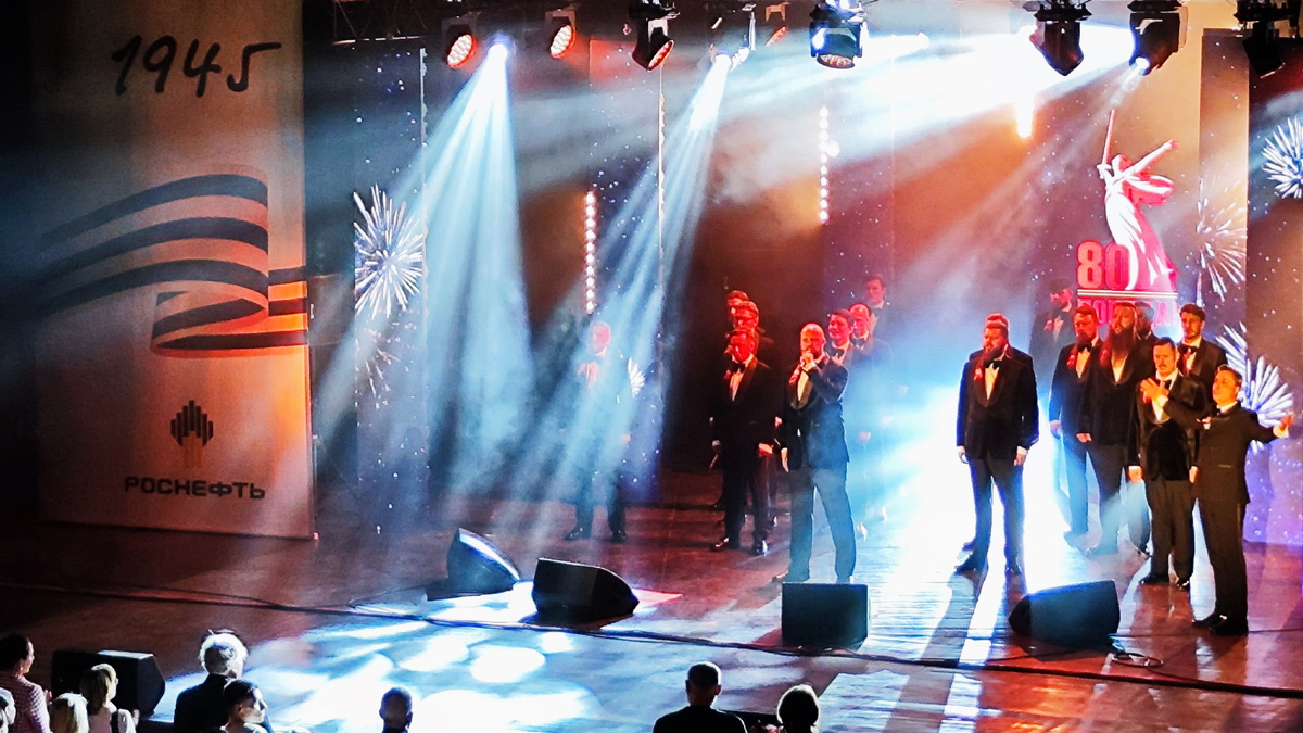    Хор Сретенского монастыря выступил в Нефтеюганске