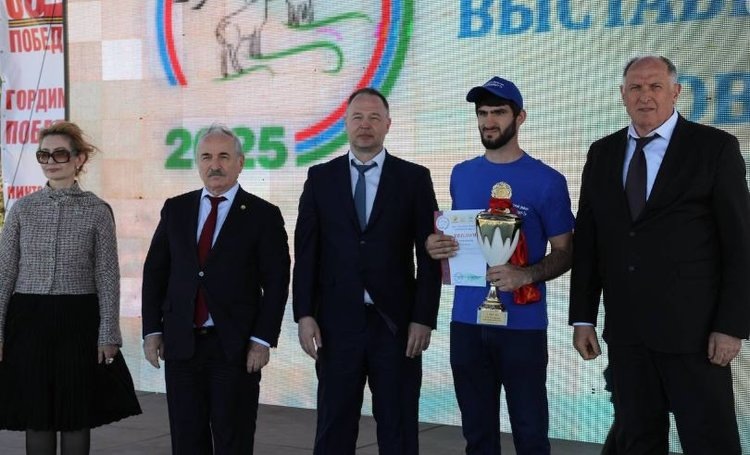    Победителем 25-й выставки овец и коз стал СПК «Джурмут-1» из Республики Дагестан