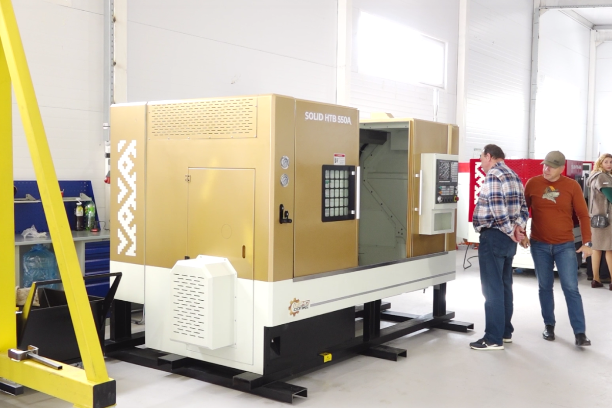 © Правительство Вологодской области / vologda-oblast.ru (Новый станкостроительный завод в Вологде запустили 15 мая 2025 г. До конца года в эксплуатацию введут второй цех)