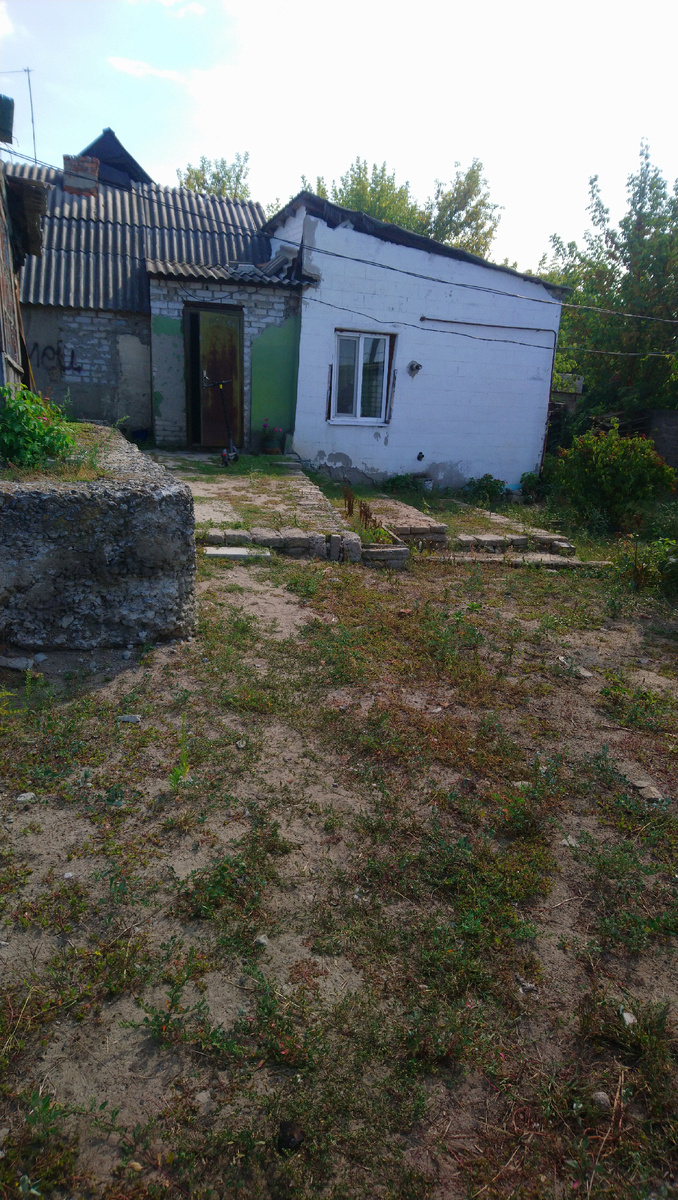 В этом доме сейчас живет Володя