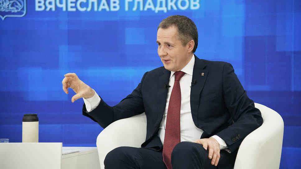 Вячеслав Гладков считает, что дети не должны вступать во взрослую жизнь «со стаканом в руке».📷Фото: Андрей Архипов / Коммерсантъ