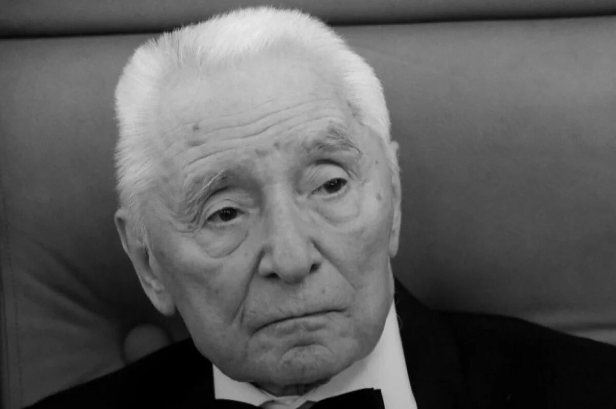    Умер хореограф Юрий Григорович, эвакуированный в Пермь в годы войны