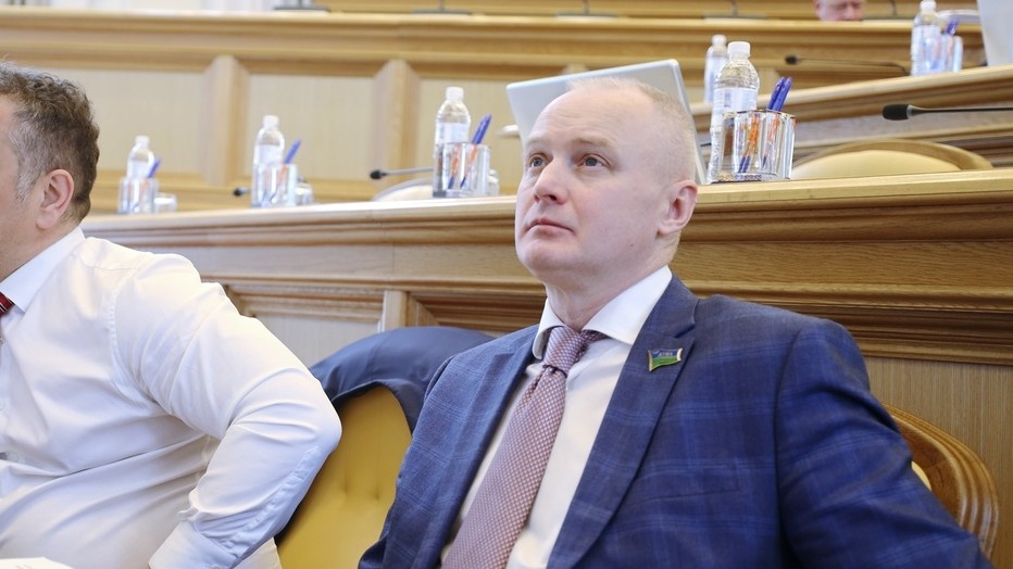    Новым мэром Пыть-Яха стал депутат думы Югры Сергей Елишев