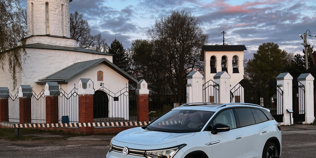 Один год или 28 000 км на электромобиле VW ID.6⠀