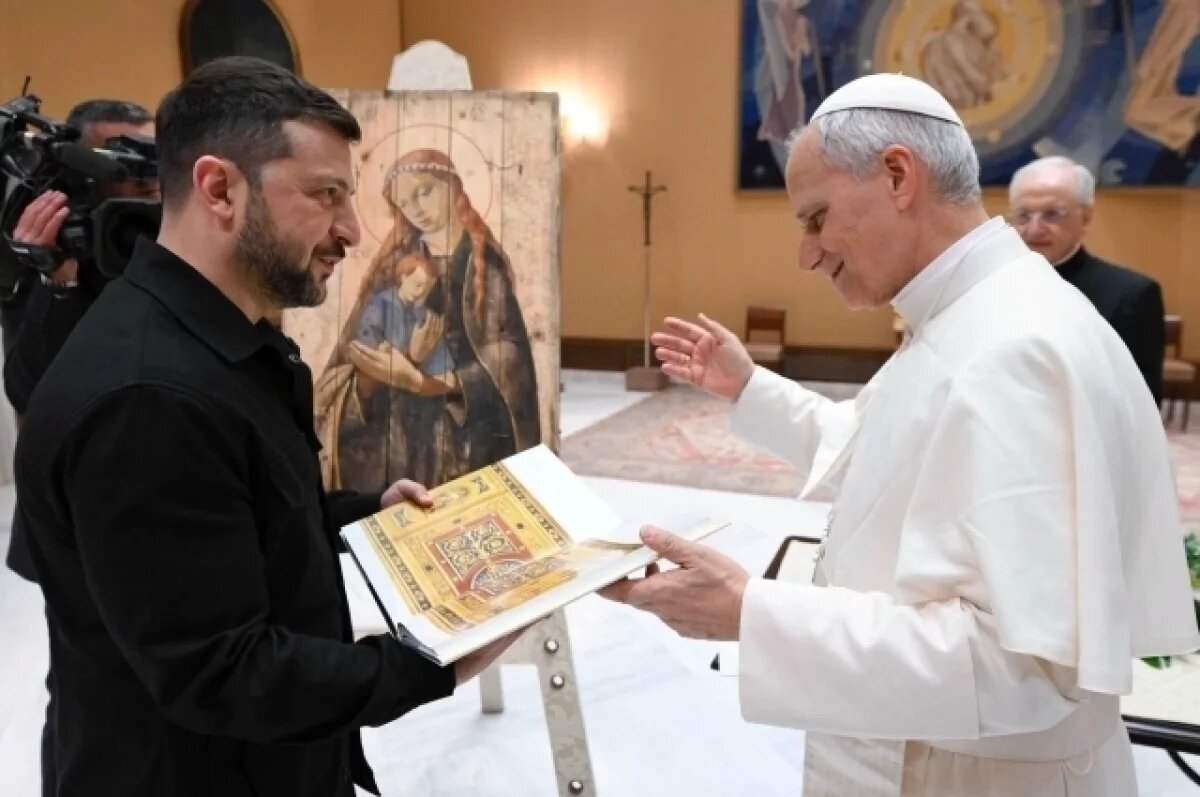    Лункин: Зеленский грубо нарушил дресс-код на встрече с Папой Римским