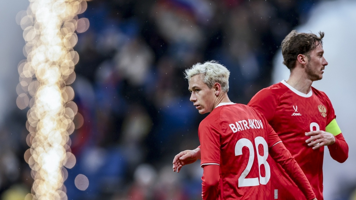     Алексей Батраков и Алексей Миранчук. Фото: РФС