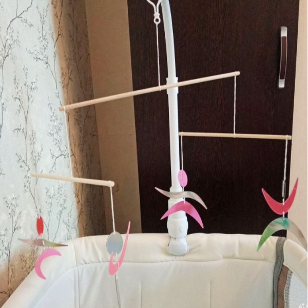 Мобиль "Танцующие человечки"