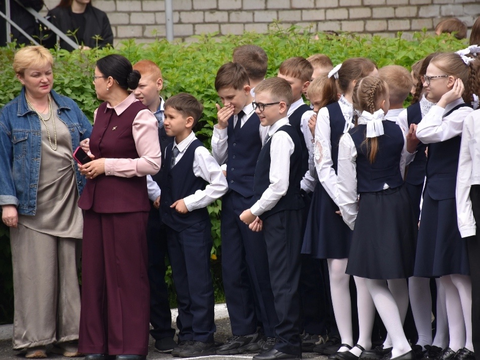 Вот этот милый очкарик мой Алёшка