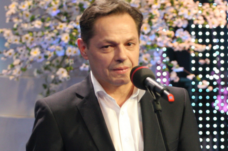 Игорь Скляр на сцене