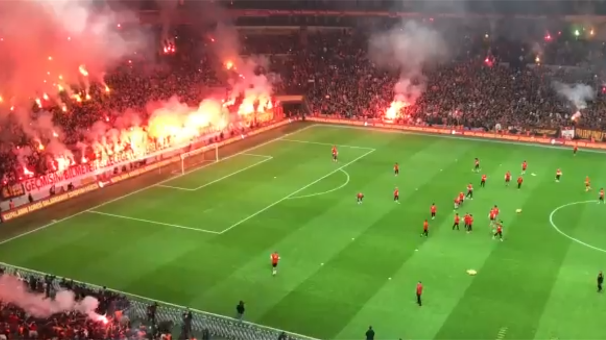  Стадион «Рамс Парк»