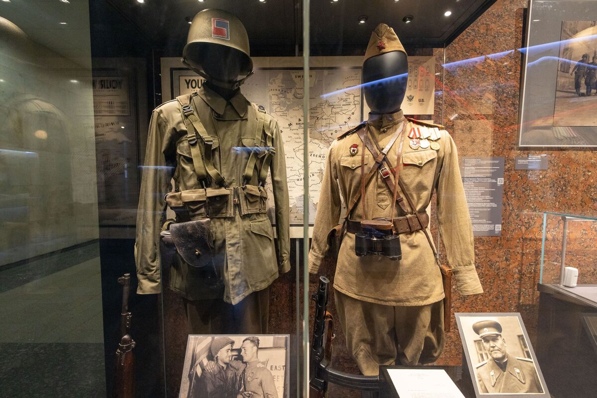    Выставка «Встреча на Эльбе» в Музее Победы собрала 285 тысяч посетителей