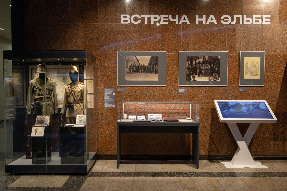    Выставка «Встреча на Эльбе» в Музее Победы собрала 285 тысяч посетителей
