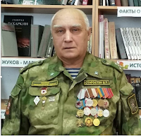 В августе 2013 года в селе Ульяново Калужской области было проведено захоронение останков около семисот советских бойцов, погибших в годы Великой отечественной войны, собранных поисковиками в ходе раскопок на месте боев. Останки солдат укладывали в гробы (простите за кощунственное сравнение), как огурцы в банку, буквально «под завязку»!