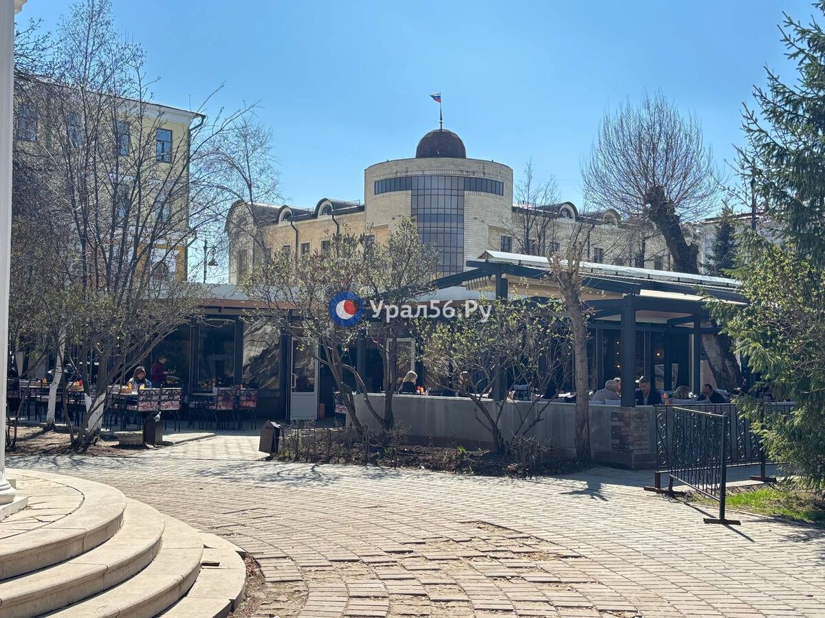    Администрация Оренбурга подтвердила необходимость сноса летней веранды кафе Ege в сквере им. Ленина