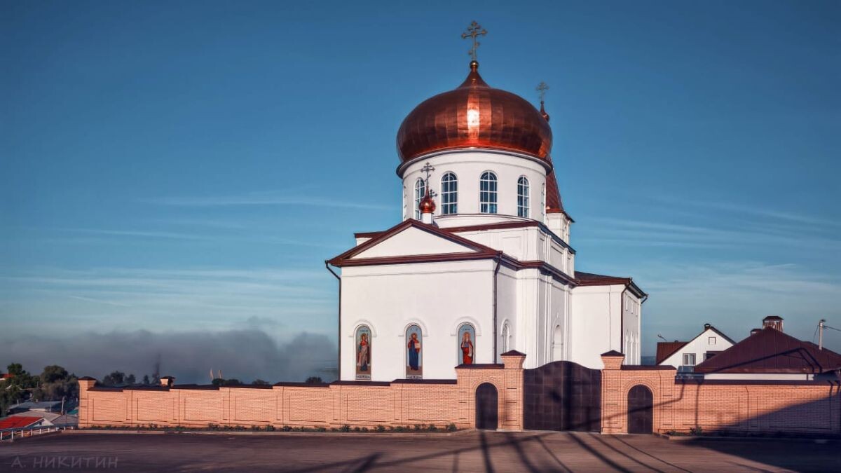 Михайло-Архангельский храм