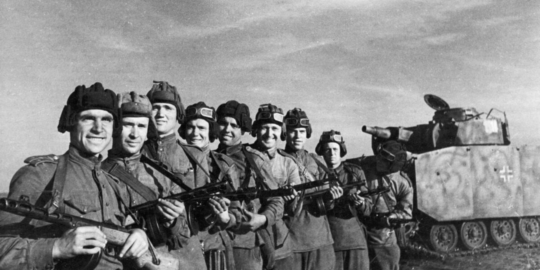 Пошли в разведку за "языком", а вернулись на вражеском танке