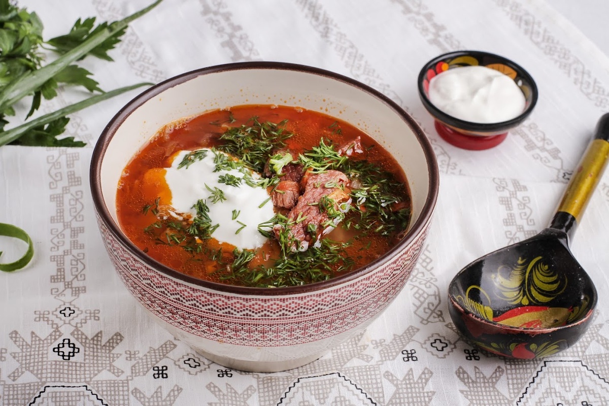 Щи по-сибирски из квашеной капусты с говядиной