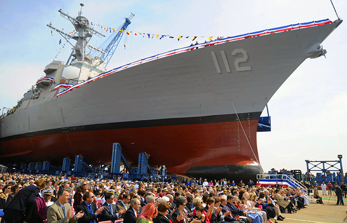 Эсминец класса «Арли Бёрк»./ Фото: airgroup2000.com