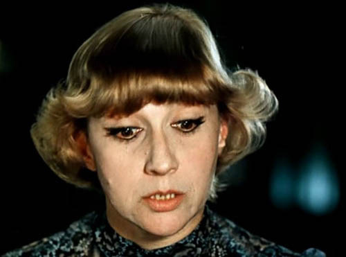   Софико Чиаурели, кадр из фильма Ищите женщину (1982, Мосфильм,