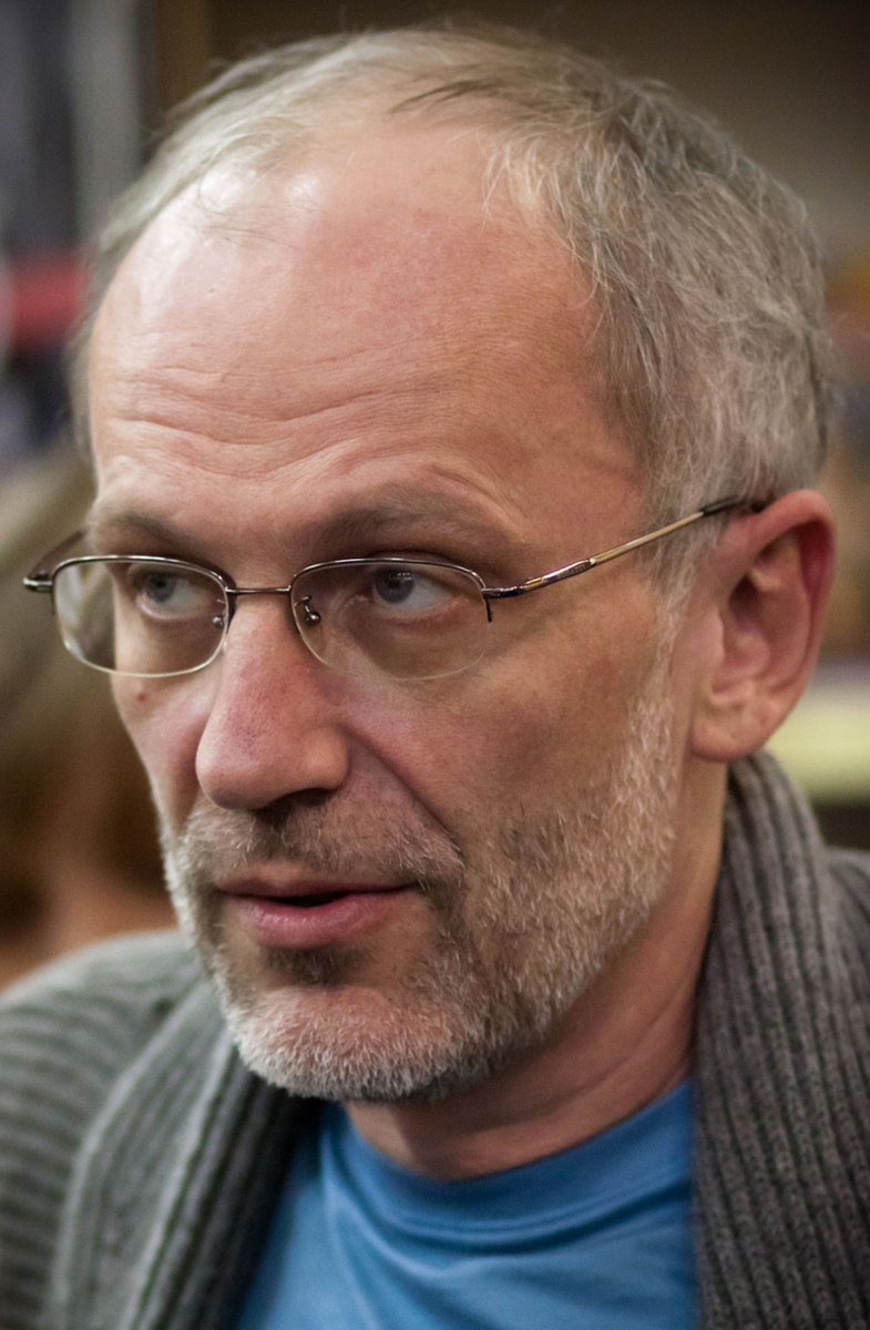 Телеведущий Александр Гордон