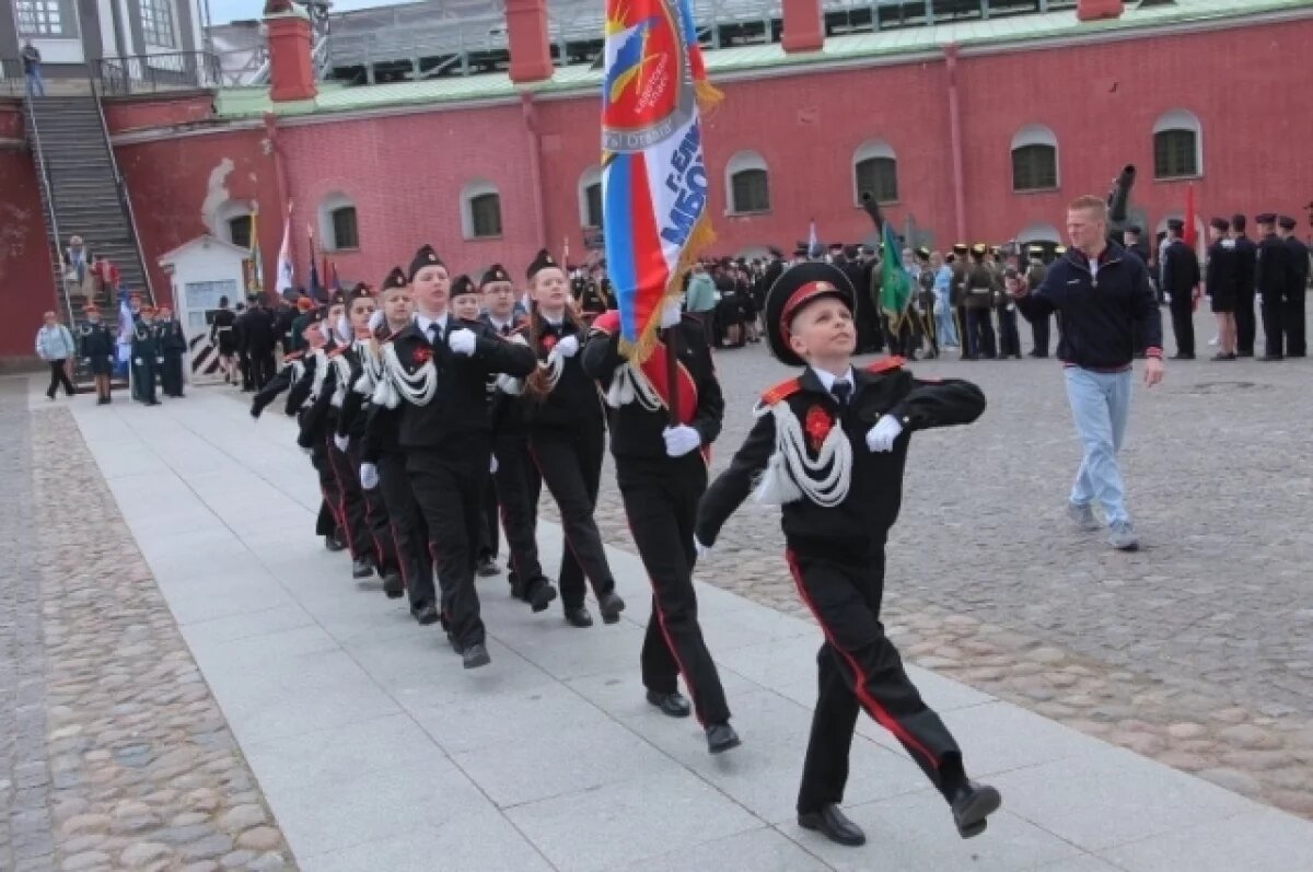   Кадеты Камчатки завоевали «серебро» на слете в Санкт-Петербурге