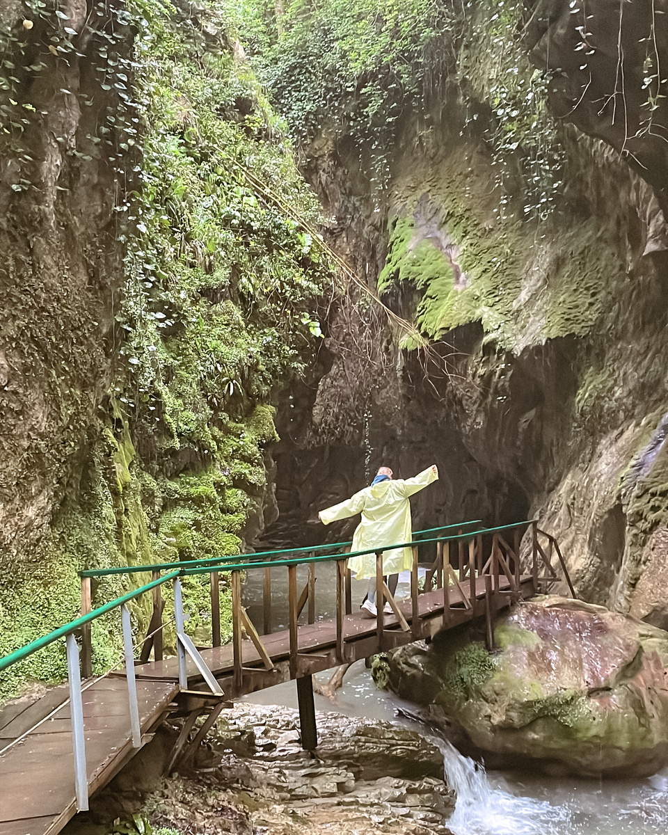 СВИРСКОЕ ущелье